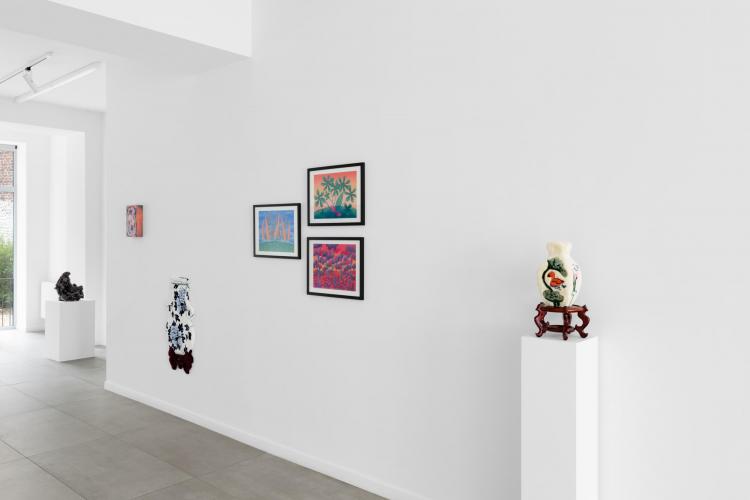 CLAY, PIGMENTS & FLUFF - 8